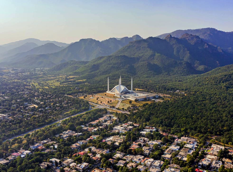 Book Hotels in Pakistan